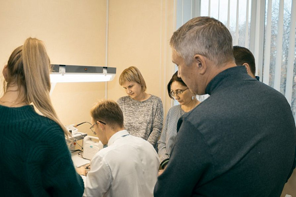 4 Создание цельнокерамической реставрации в полной анатомии по CAD/CAM с окрашиванием - общая галерея