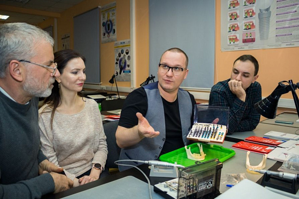 3 Экспертный курс по тотальной имплантации и протезированию при полном отсутствии зубов - общая галерея