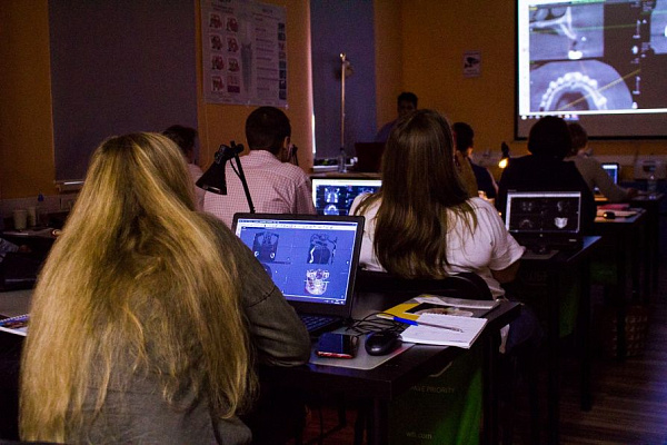 7 Конусно-лучевая компьютерная томография в практике врача-стоматолога. Базовый курс. - общая галереяКонусно-лучевая компьютерная томография в практике врача-стоматолога. Базовый курс. - общая галерея