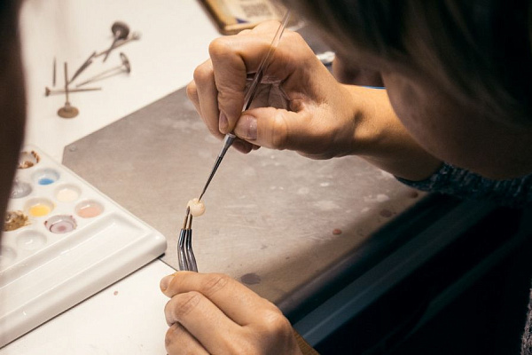 9 Создание цельнокерамической реставрации в полной анатомии по CAD/CAM с окрашиванием - общая галерея