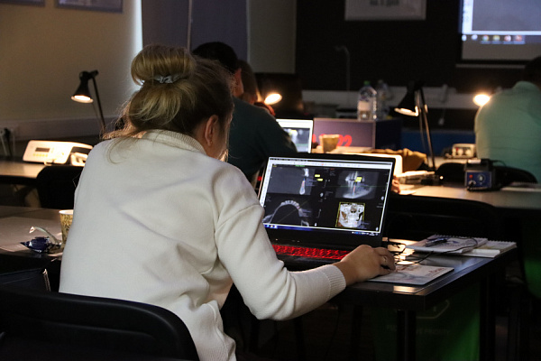 9 Лучевая диагностика в имплантологическом лечении - общая галерея