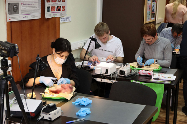 8 Атравматичное удаление зубов и методики наложения швов. Лектор Хабиев К.Н. - общая галерея