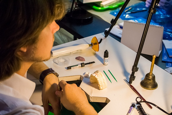 4 Прямые композитные виниры. Формула эстетического успеха - основная галерея