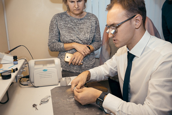 2 Создание цельнокерамической реставрации в полной анатомии по CAD/CAM с окрашиванием - общая галерея