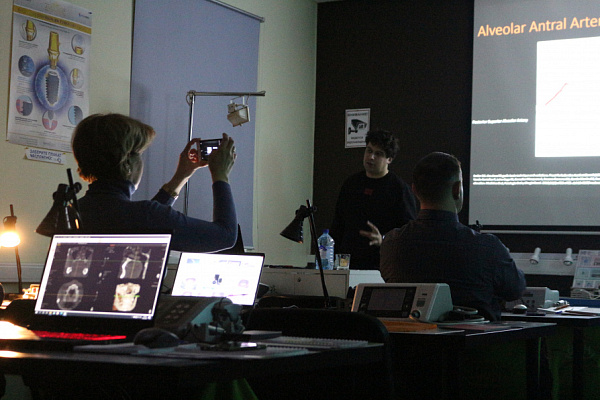 6 Лучевая диагностика в имплантологическом лечении - общая галерея